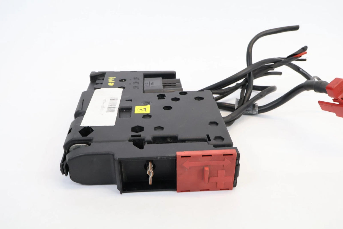 2010-2016 MERCEDES W212 E350 E550 BATTERY POSITIVE TERMINAL FUSE BOX OEM