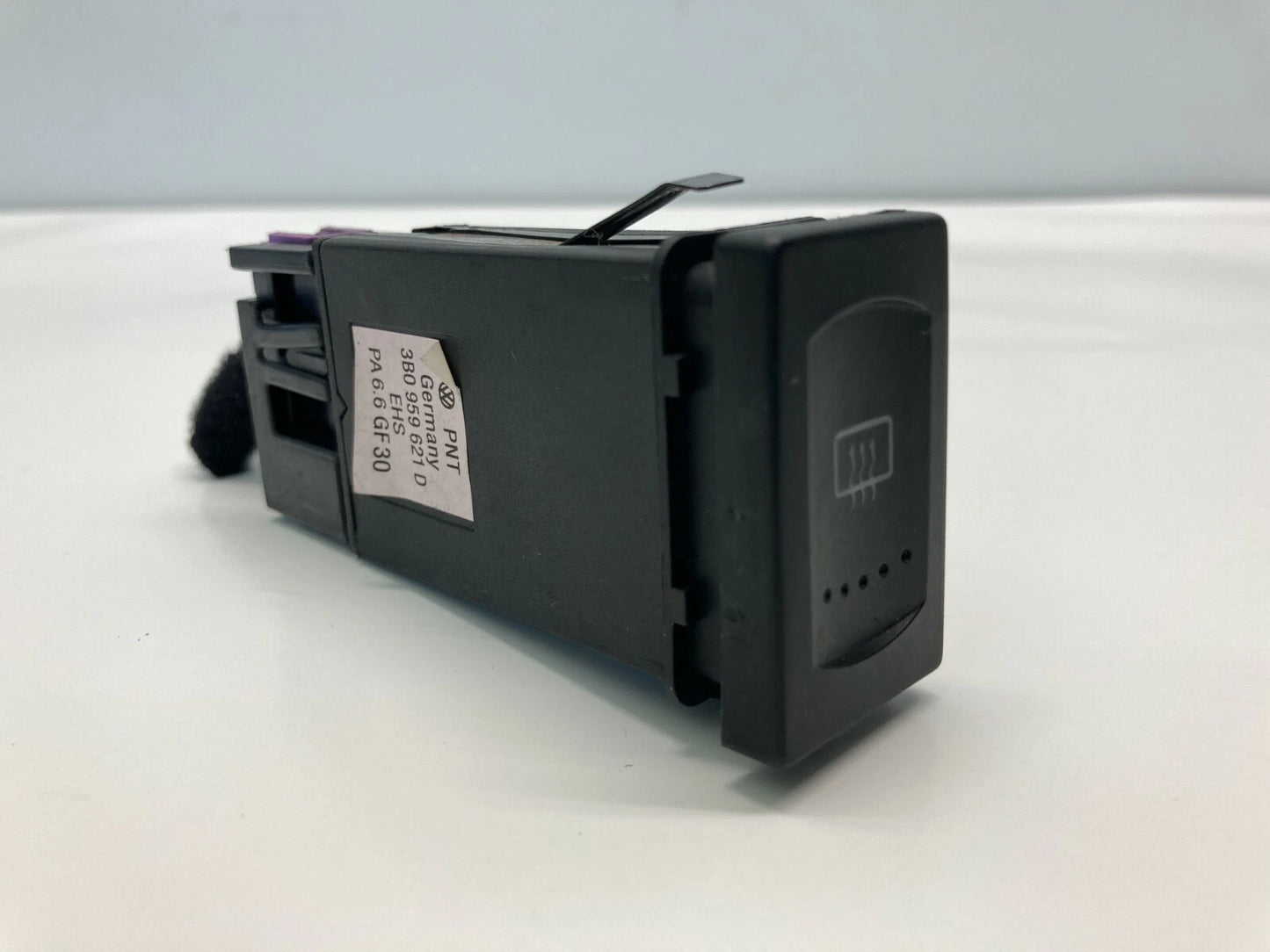 1998-2005 VOLKSWAGEN PASSAT DASH REAR DEFROST CONTROL SWITCH BUTTON 3B0959621D