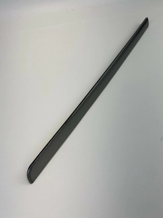2006-2010 VOLKSWAGEN JETTA DASH RIGHT GLOVE BOX MOLDING TRIM BEZEL 1K1858529 OEM
