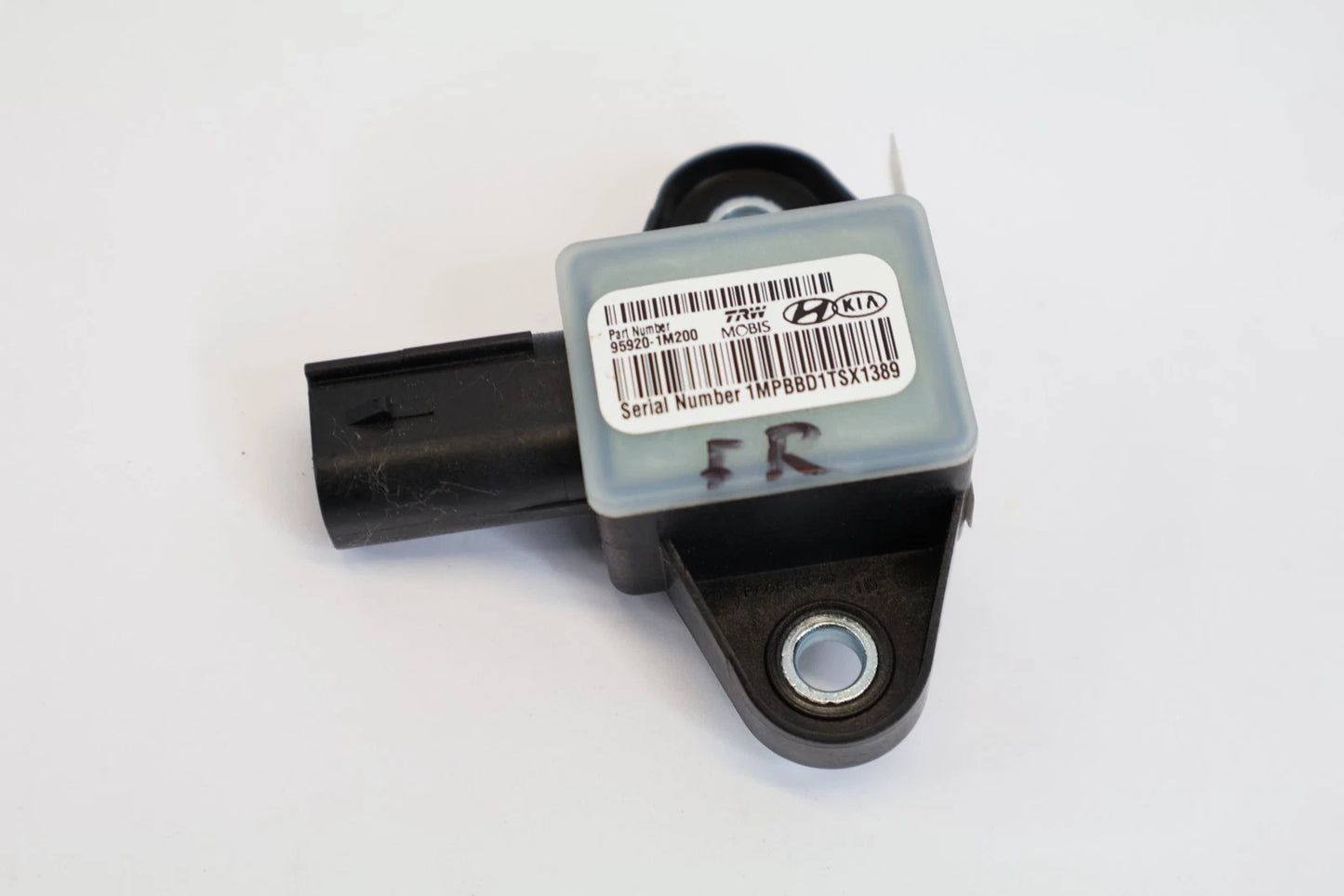11-15 KIA OPTIMA 09-11 FORTE FRONT RH SIDE IMPACT SENSOR MODULE OEM 95920-1M200