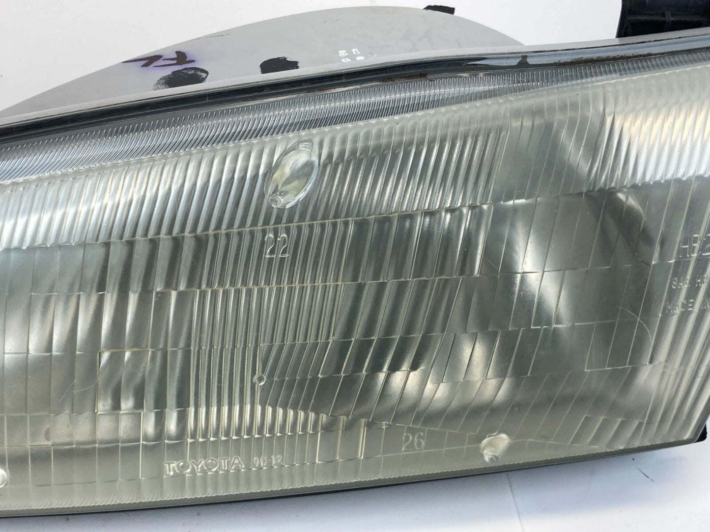 1997-1999 TOYOTA CAMRY FRONT LEFT DRIVER SIDE HEADLIGHT HEADLAMP ASSY OEM
