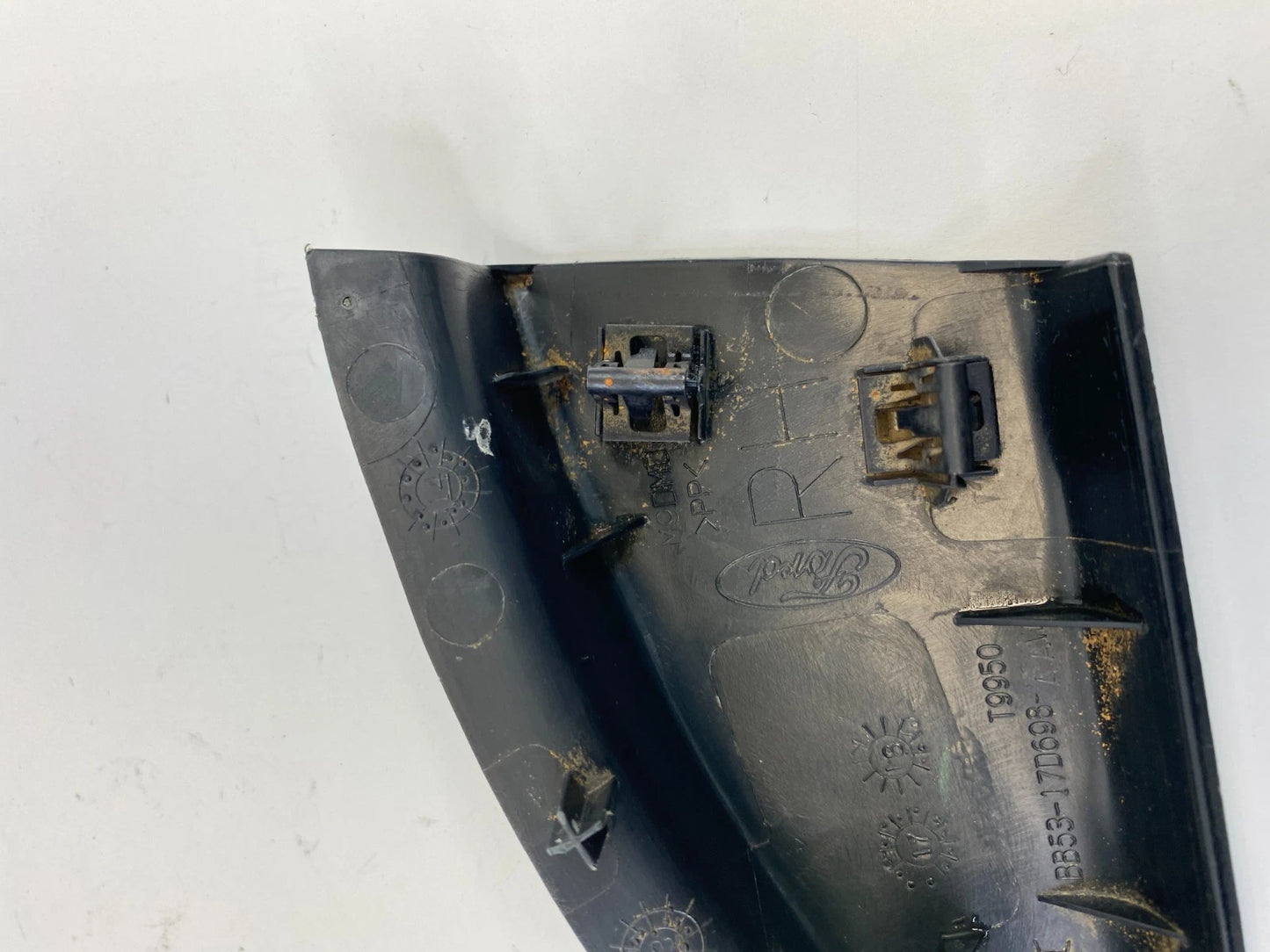 16-19 FORD EXPLORER POLICE INTERCEPTOR FR RIGHT DOOR MIRROR COVER CORNER TRIM