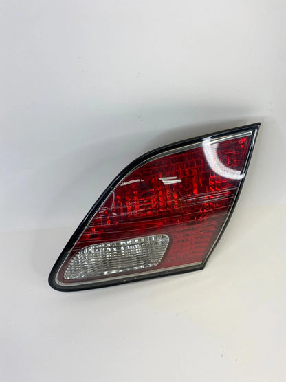 2002-2003 LEXUS ES300 REAR RIGHT PASSENGER SIDE INNER TAIL LIGHT LAMP OEM
