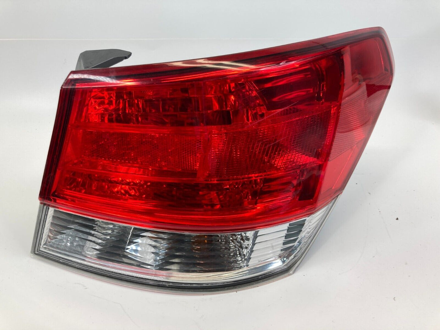 2010-2014 Subaru Legacy Sedan Right Side Tail Light Outer Taillight 2XL946098