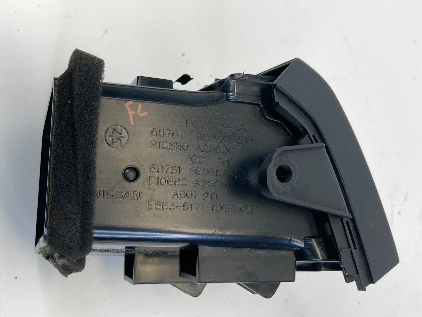 06-10 INFINITI M35 M45 FRONT LEFT SIDE DASH AC AIR VENT GRILLE OUTLET 68761EG000