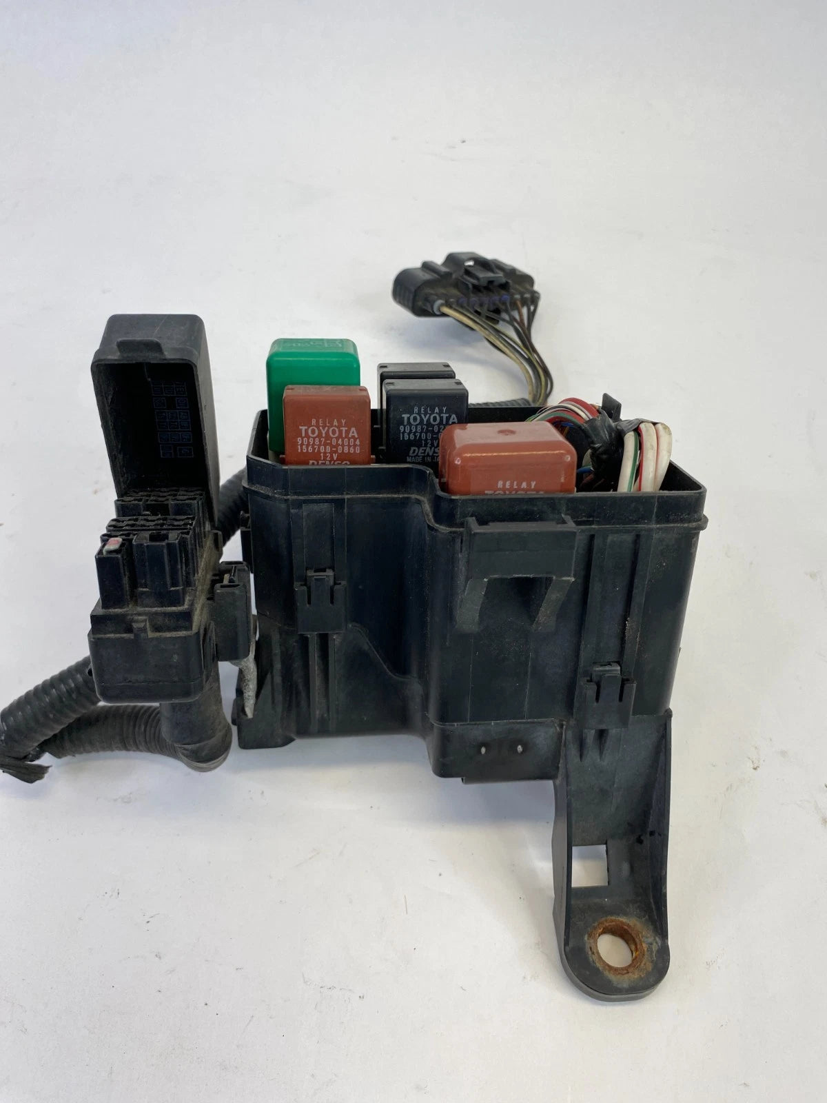 2001-2005 LEXUS GS300 3.0L A/T ENGINE FUSE BOX RELAY JUNCTION BLOCK OEM