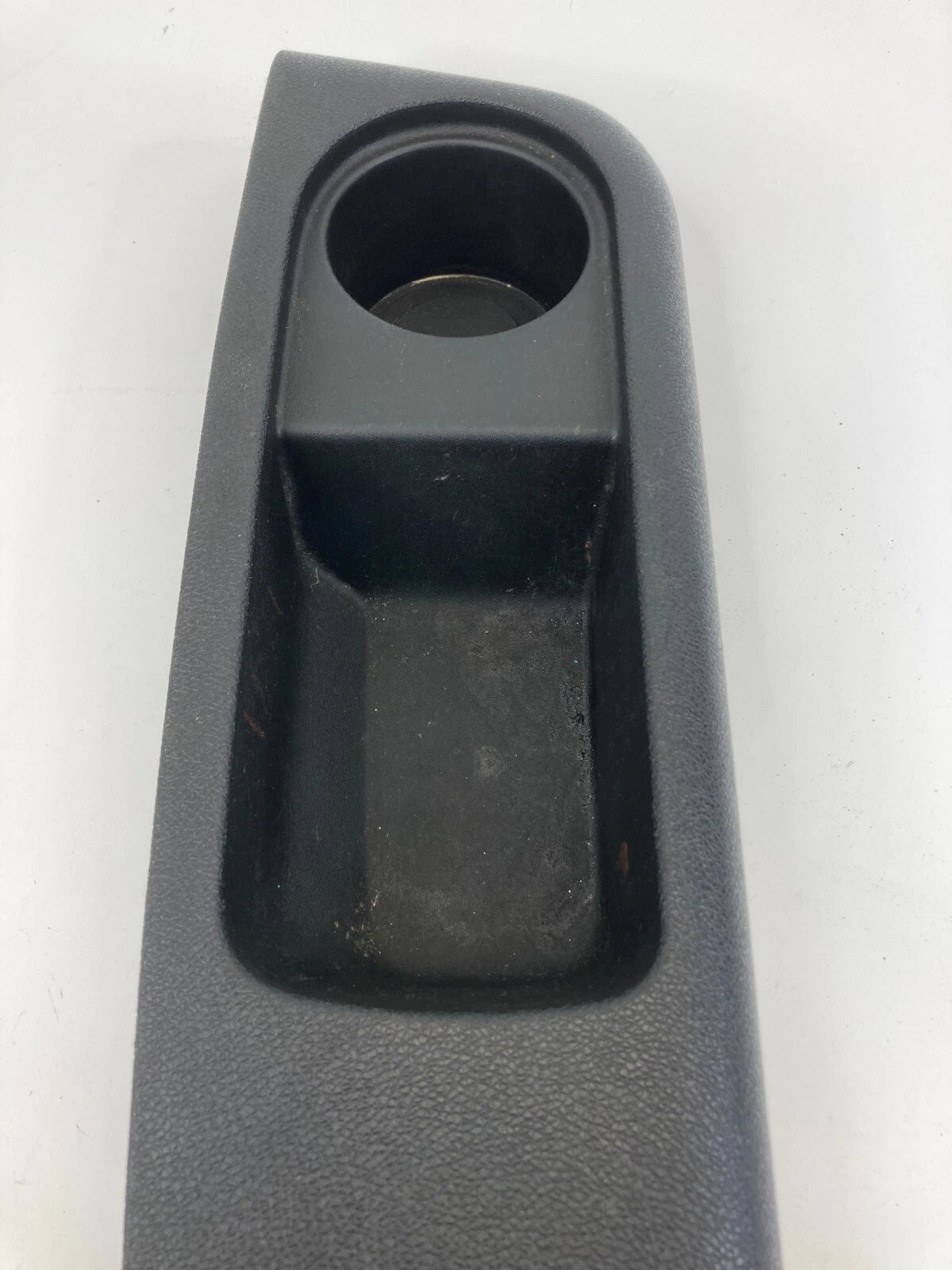 09-17 CHEVROLET TRAVERSE REAR LEFT SIDE 3RD THIRD ROW ARM REST W/ CUP HOLDER OEM