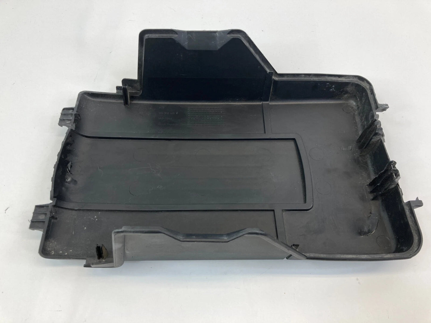 2006-2013 AUDI A3 2.0L ENGINE COMPARTMENT BATTERY CAP ASSEMBLY 1K0-915-443-C OEM