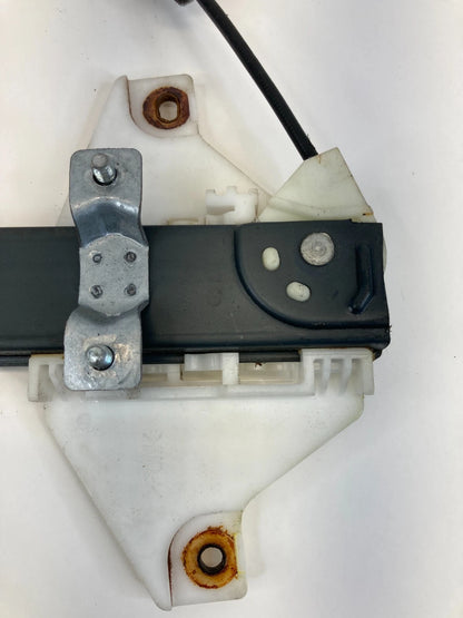 2008-2010 SATURN VUE FRONT RIGHT DOOR POWER WINDOW REGULATOR W/ MOTOR
