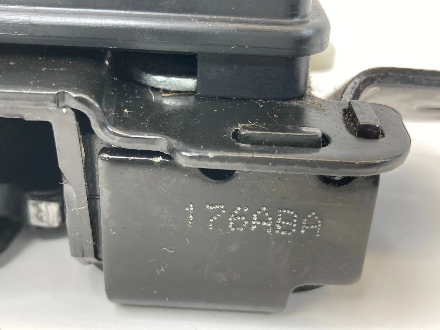 2007-2012 DODGE CALIBER REAR TRUNK LATCH LIFTGATE LOCK ACTUATOR 176ABA OEM