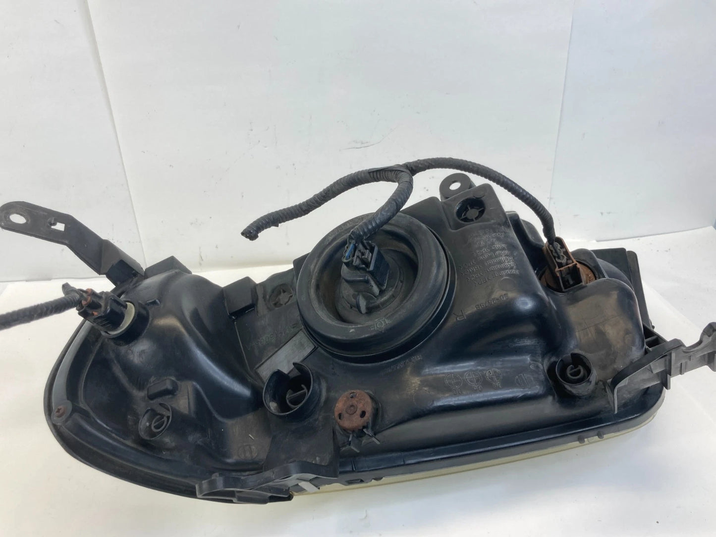 2005-2007 MERCURY MARINER FRONT RIGHT SIDE HEADLIGHT HEADLAMP 5E64-13005-A