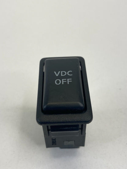 2003 2004 Infiniti G35n COUPE 3.5L V6 Vehicle Dynamics Control Traction Switch