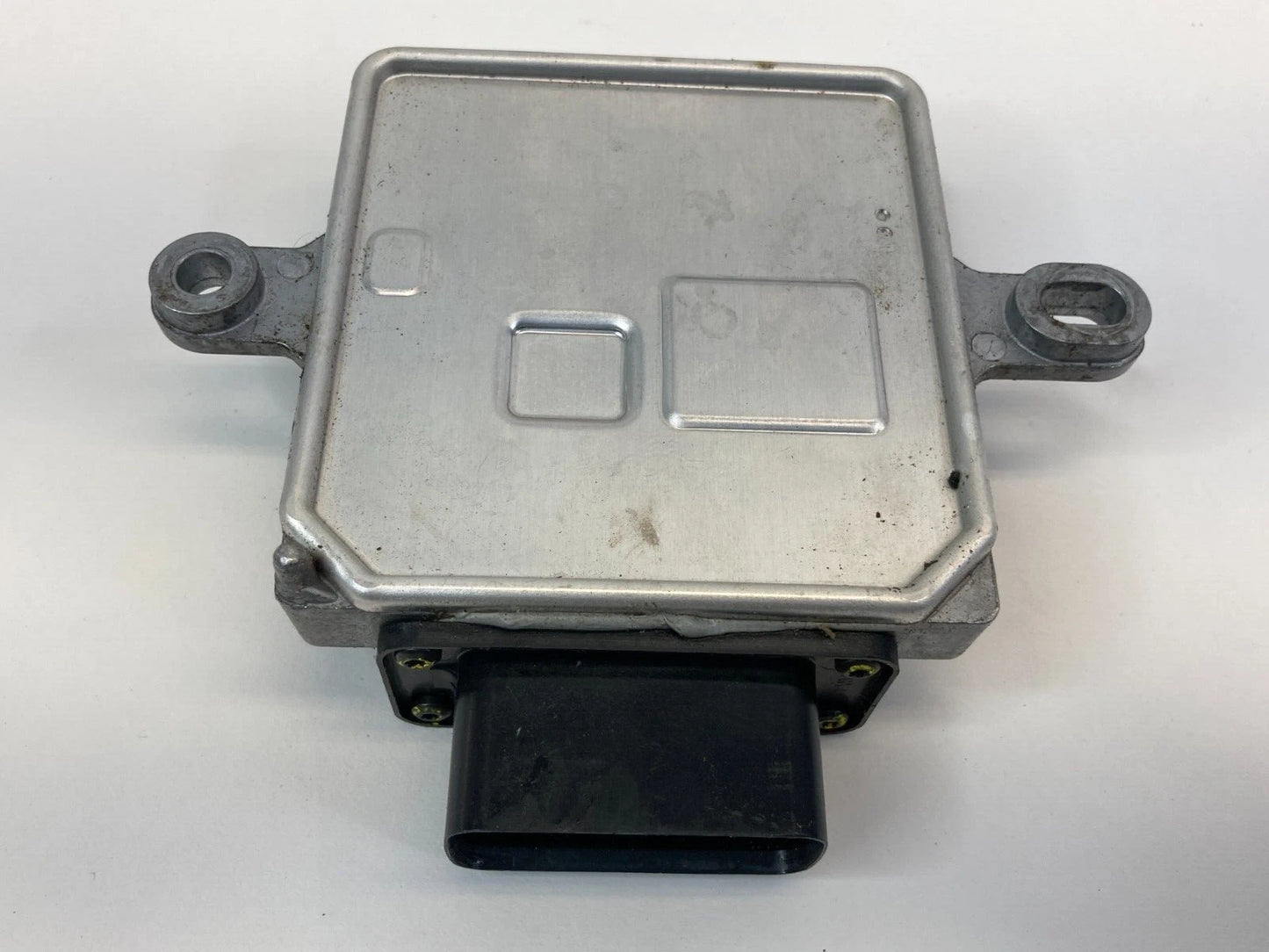 2013-2017 GMC TERRAIN CHEVY EQUINOX FUEL PUMP POWER CONTROL MODULE 23172742 OEM
