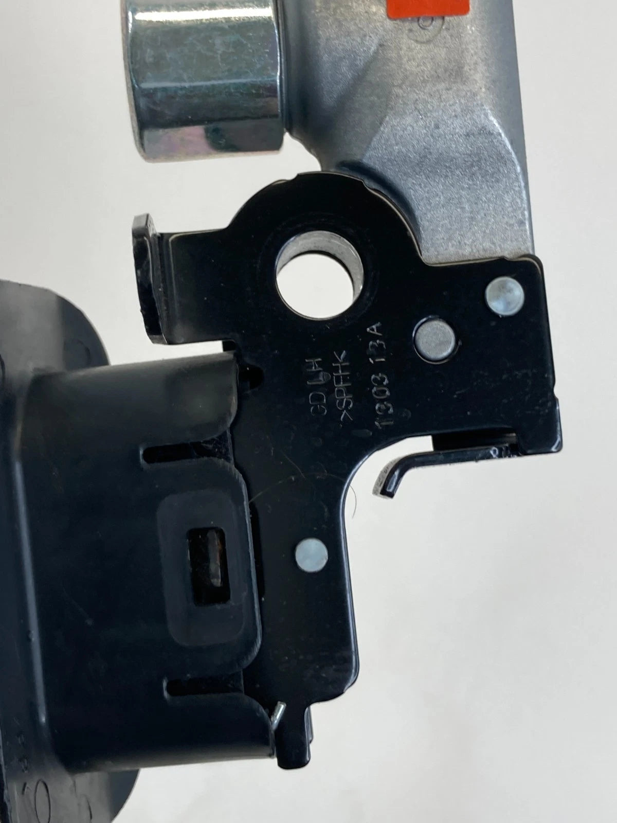 2013-2017 Hyundai Elantra GT Front Left Seat Belt Buckle Tensioner 88831-A5000