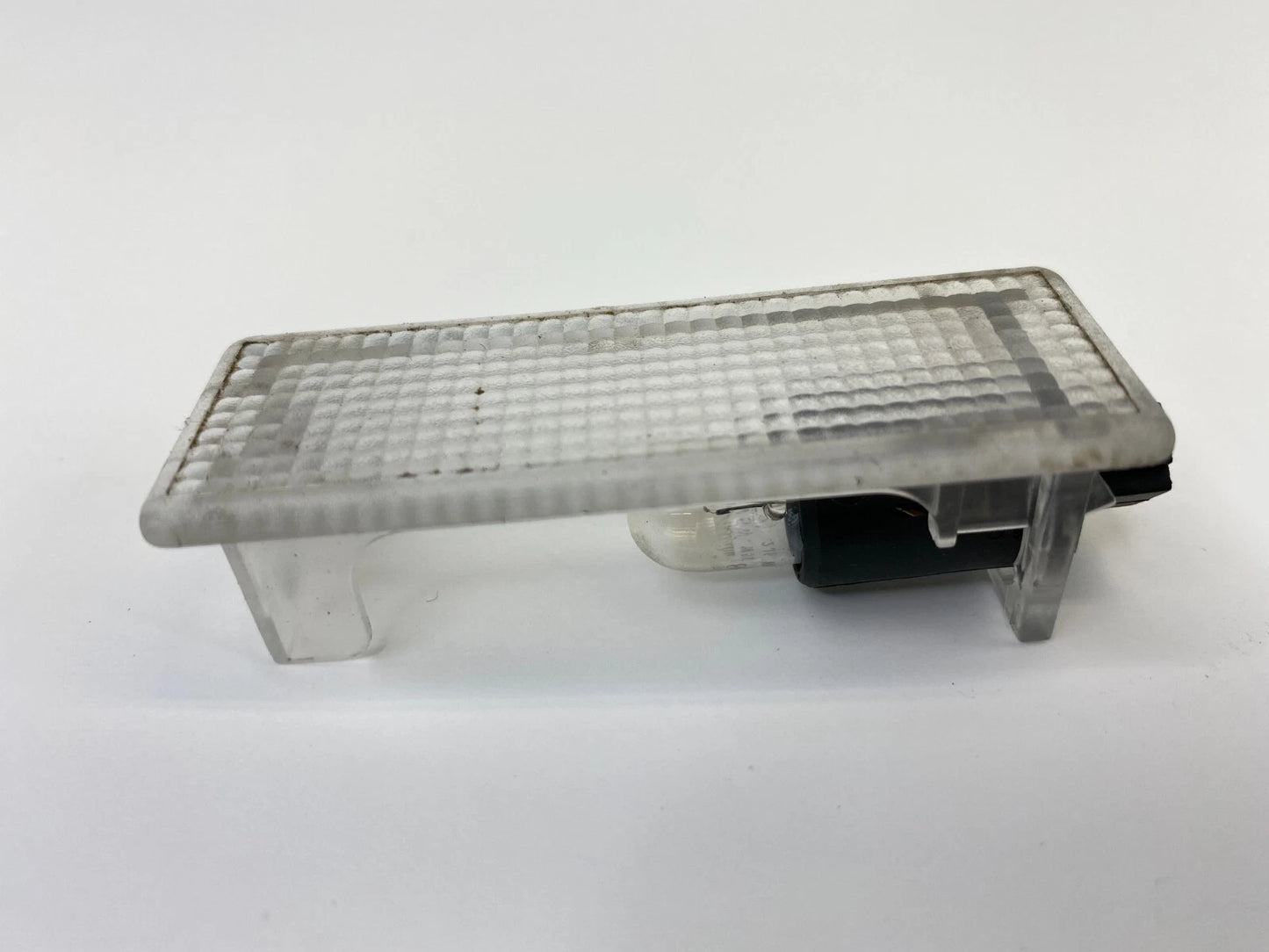 2006-2019 RANGE ROVER SPORT FRONT LEFT DOOR PANEL COURTESY LIGHT LAMP XDC000071