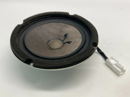 07 08 09 10 KIA RONDO REAR RIGHT SIDE DOOR AUDIO SPEAKER 96330-1D800 OEM