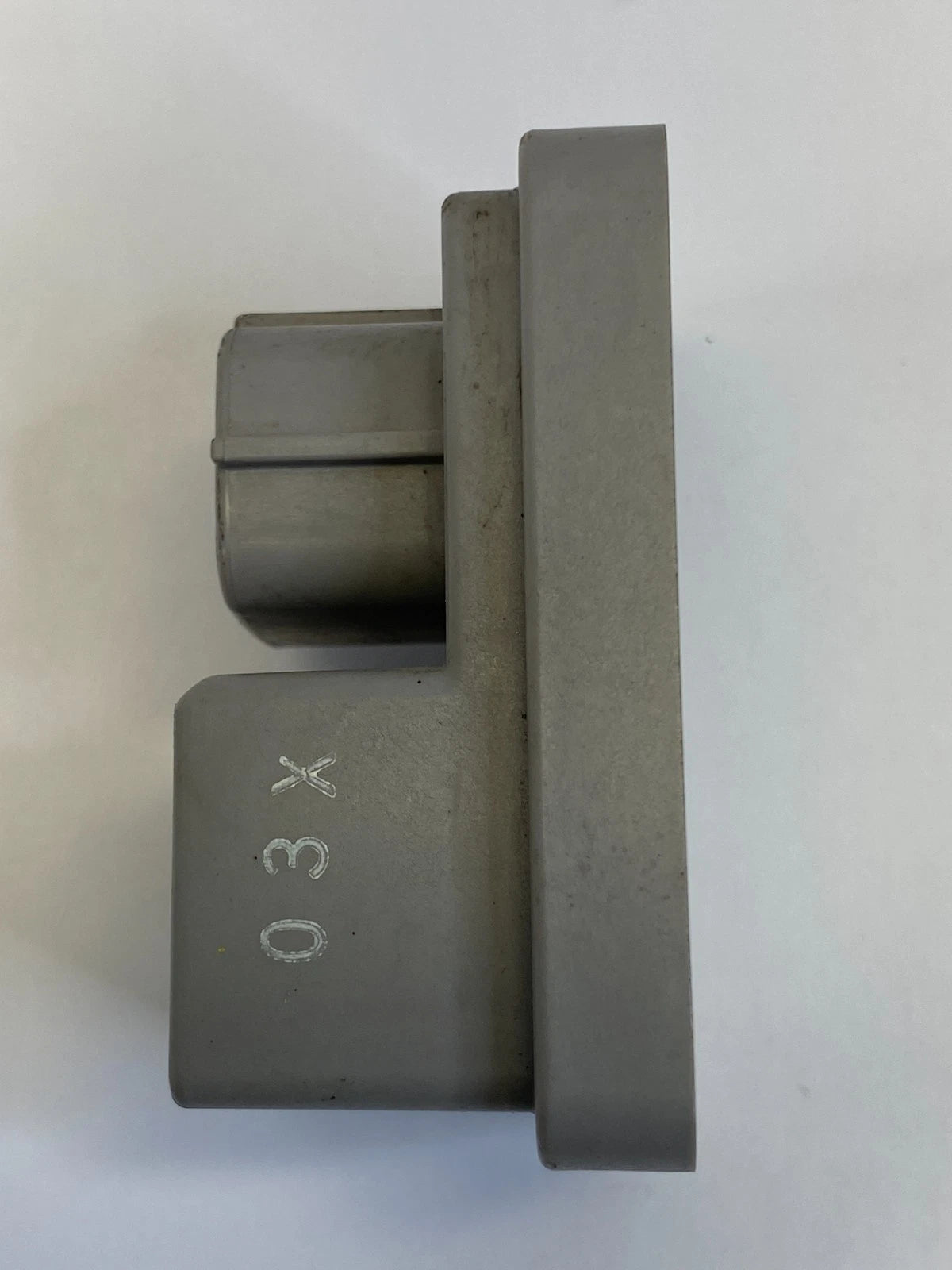 2010-2015 LEXUS IS250 IS350 FRONT HEADLIGHT CLEANER CONTROL RELAY 85942-48020