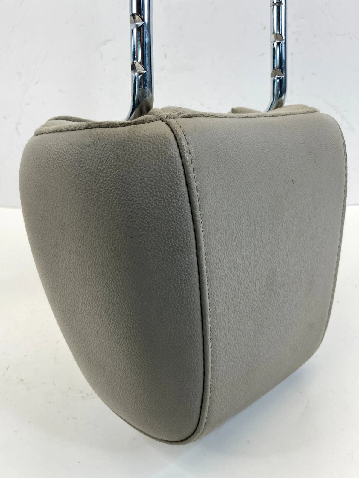 2013-2016 FORD C-MAX FRONT LEFT DRIVER SEAT HEADREST SUPPORT CUSHION OEM FACTORY