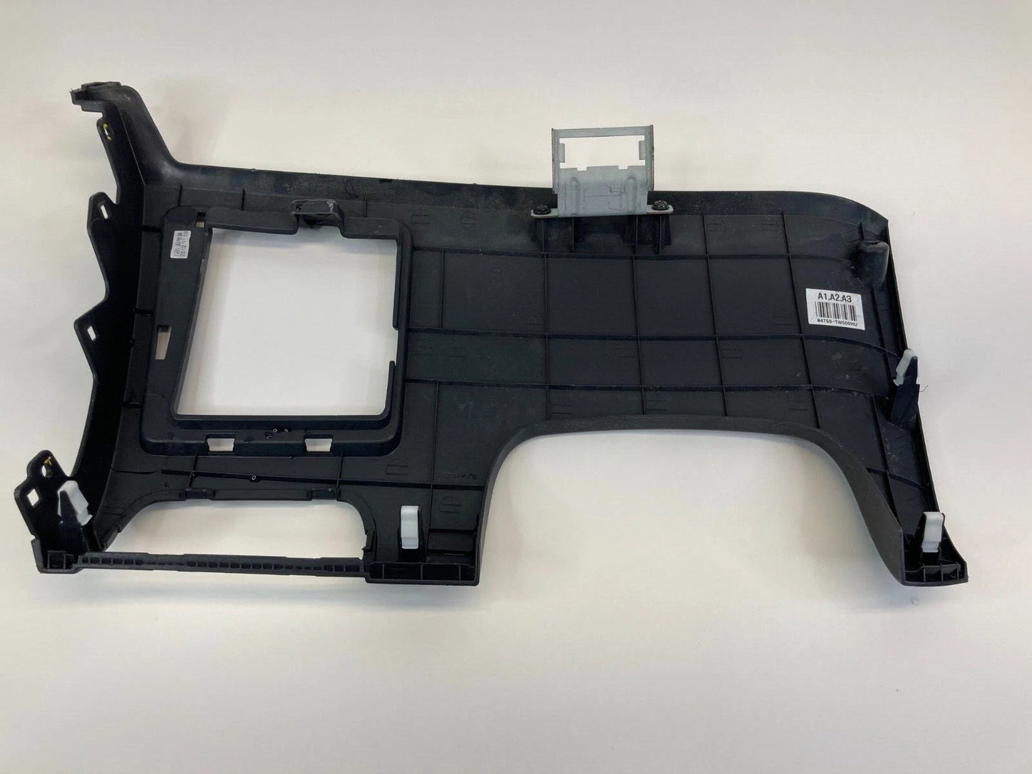 2012-2017 KIA RIO DASH INSTRUMENT PANEL LOWER COLUMN COVER CRASH PAD 84750-1W000