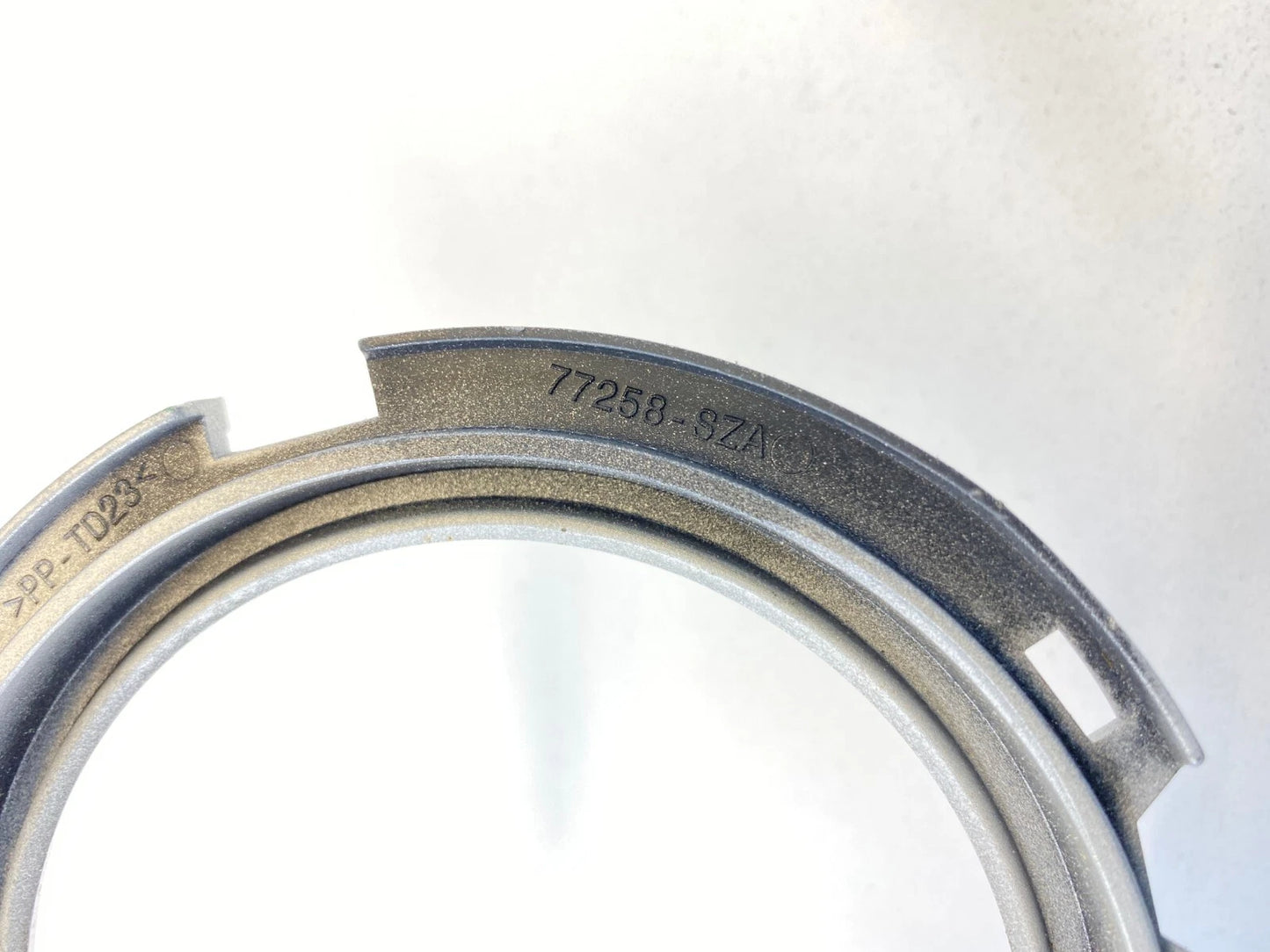 2009 2010 2011 HONDA PILOT DASH INSTRUMENT PANEL TRIM RING BEZEL 77258-SZA OEM