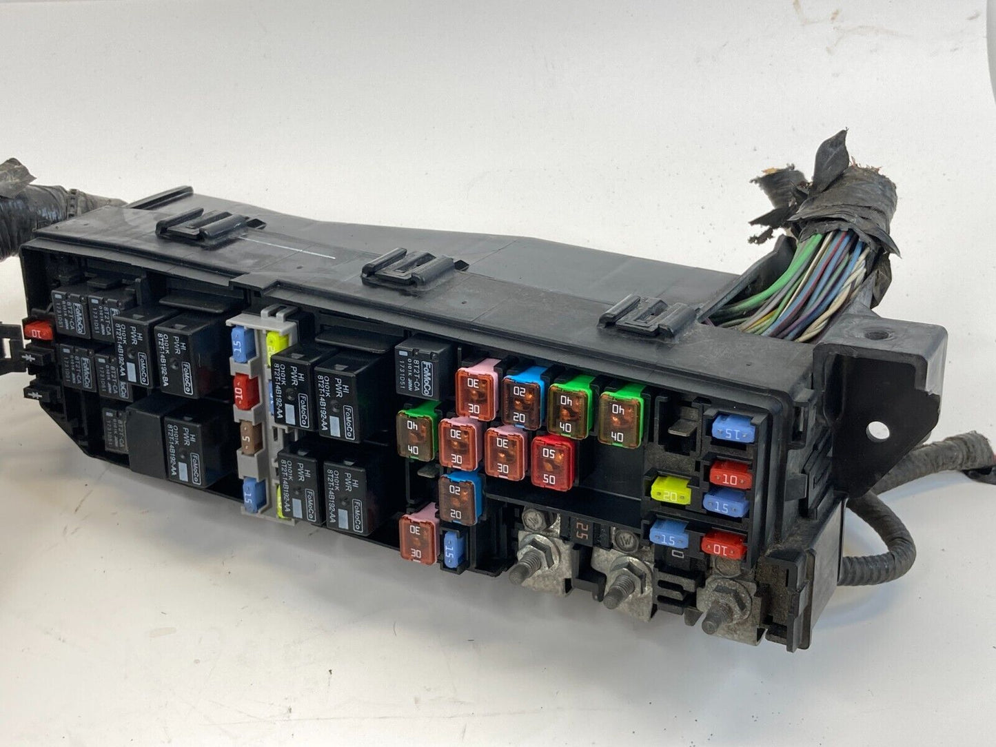 2008-2012 Ford Escape 3.0L A/T Engine Compartment Fuse Box Relay Junction Block