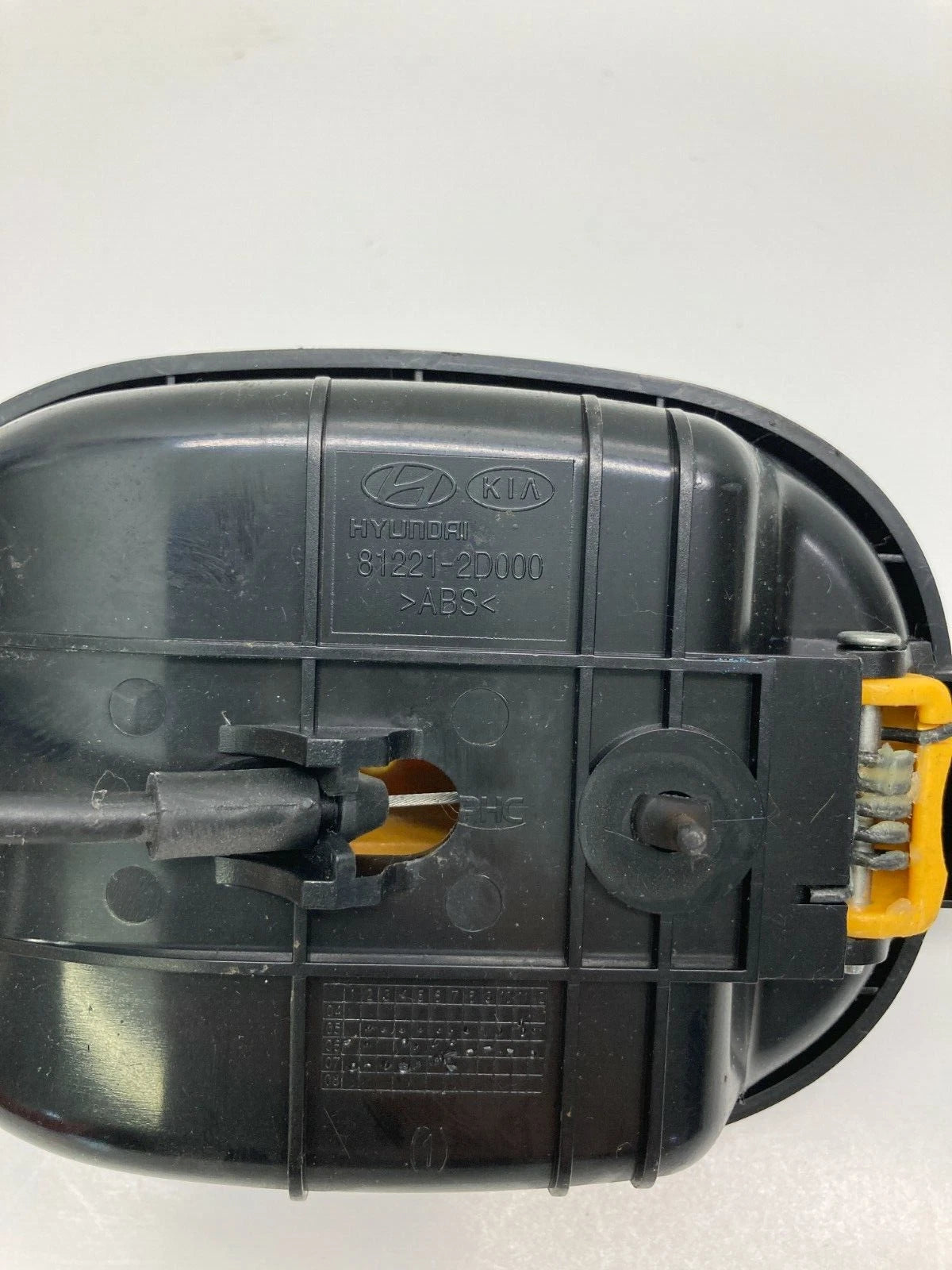 06-11 AZERA 01-06 ELANTRA REAR TRUNK RELEASE OPENER HANDLE LEVER 81221-2D000 OEM