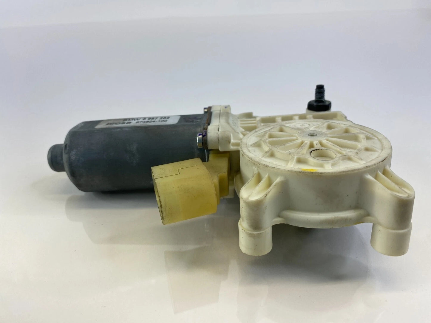 2007-2013 BMW X5 REAR RIGHT SIDE DOOR POWER WINDOW MOTOR 0130821461 OEM