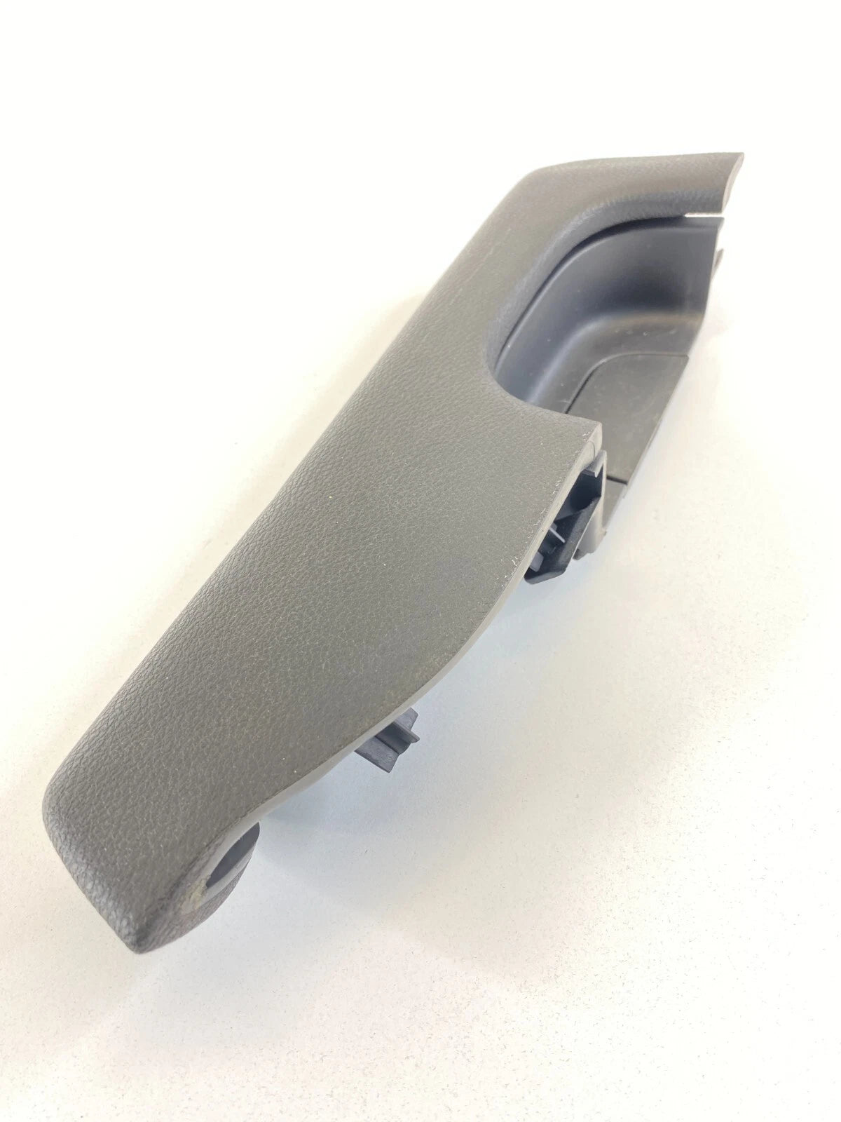 2011 DODGE CALIBER REAR RIGHT PASSENGER SIDE DOOR PANEL ARMREST ARM REST OEM