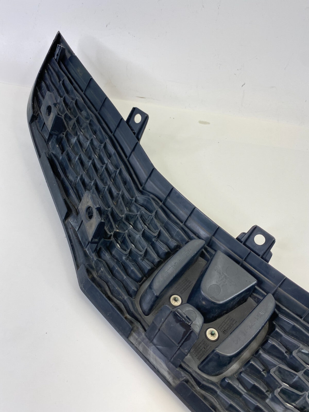 2009-2013 Honda Fit Front Bumper Grill Grille w/ Emblem 71121-TK6-A0 OEM