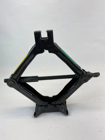 06-10 KIA OPTIMA EMERGENCY SPARE TIRE KIT JACK TOOL LUG WRENCH W/JACK CARRIER