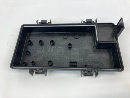 2011-2014 DODGE GRAND CARAVAN 3.8L FUSE RELAY BOX BATTERY COVER LID R62337-001