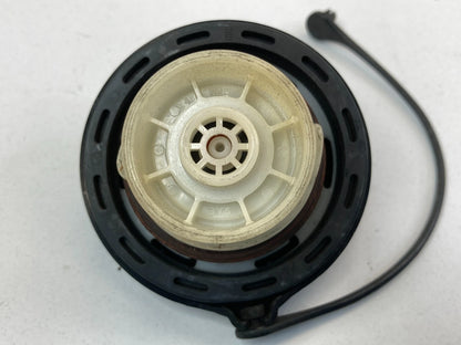 2005-2012 Kia Sedona 05-20 Optima 3.8L V6 Fuel Tank Filler Gas Cap Lid Cover OEM