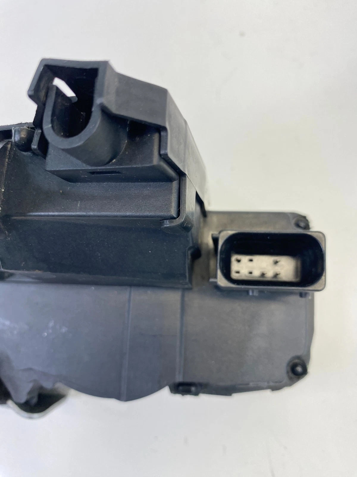 2003-2011 SAAB 9-3 93 REAR LEFT BACK SIDE DOOR LOCK LATCH ACTUATOR OEM