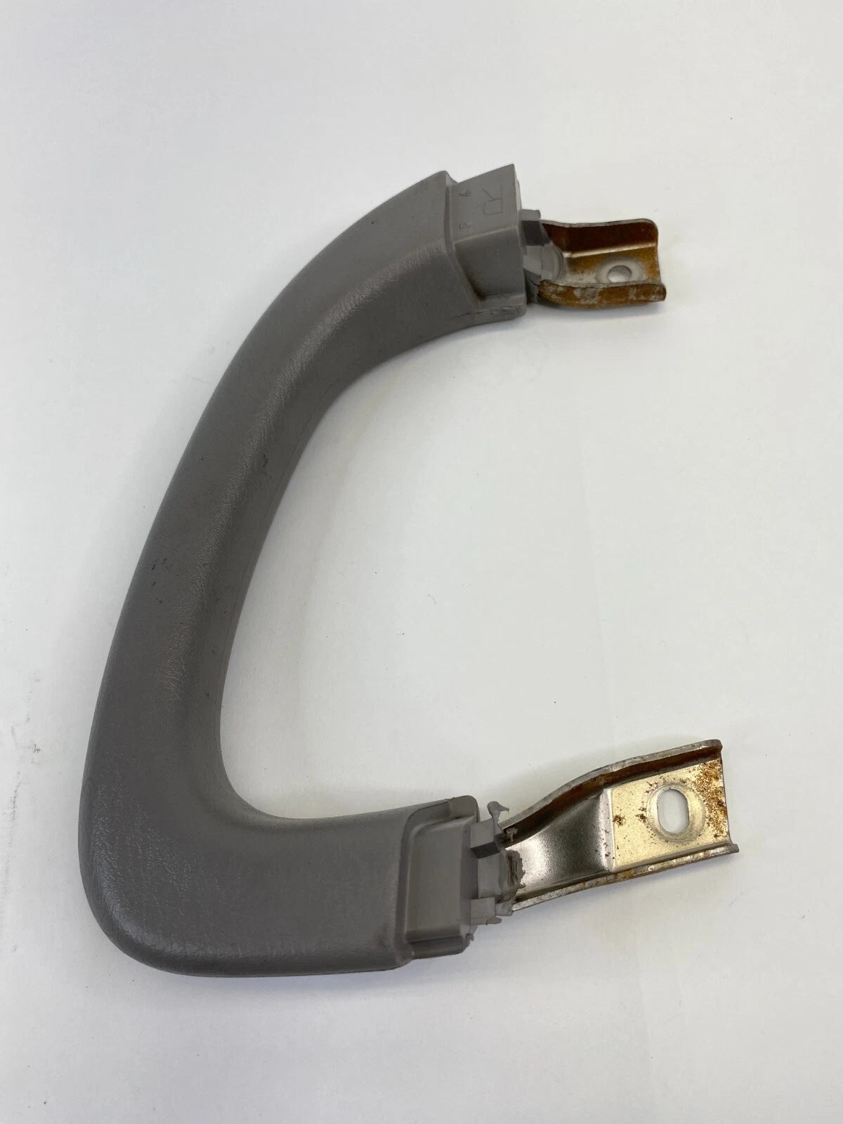 2001-2004 TOYOTA SEQUOIA REAR RIGHT SIDE B-PILLAR INNER GRAB GRIP ASSIST HANDLE
