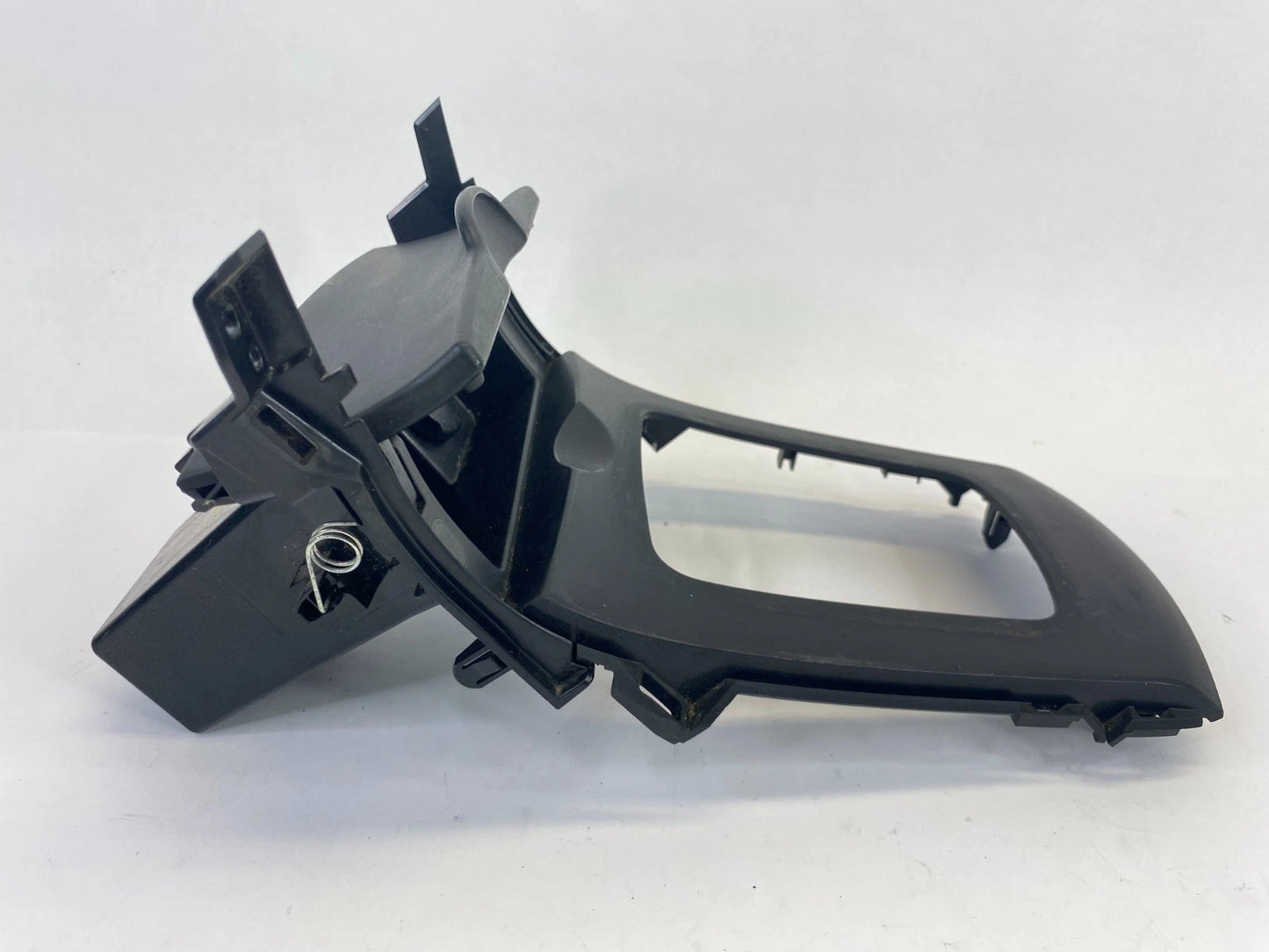 09-13 TOYOTA COROLLA CENTER CONSOLE SHIFTER TRIM BEZEL W ASHTRAY 55420-02390 OEM