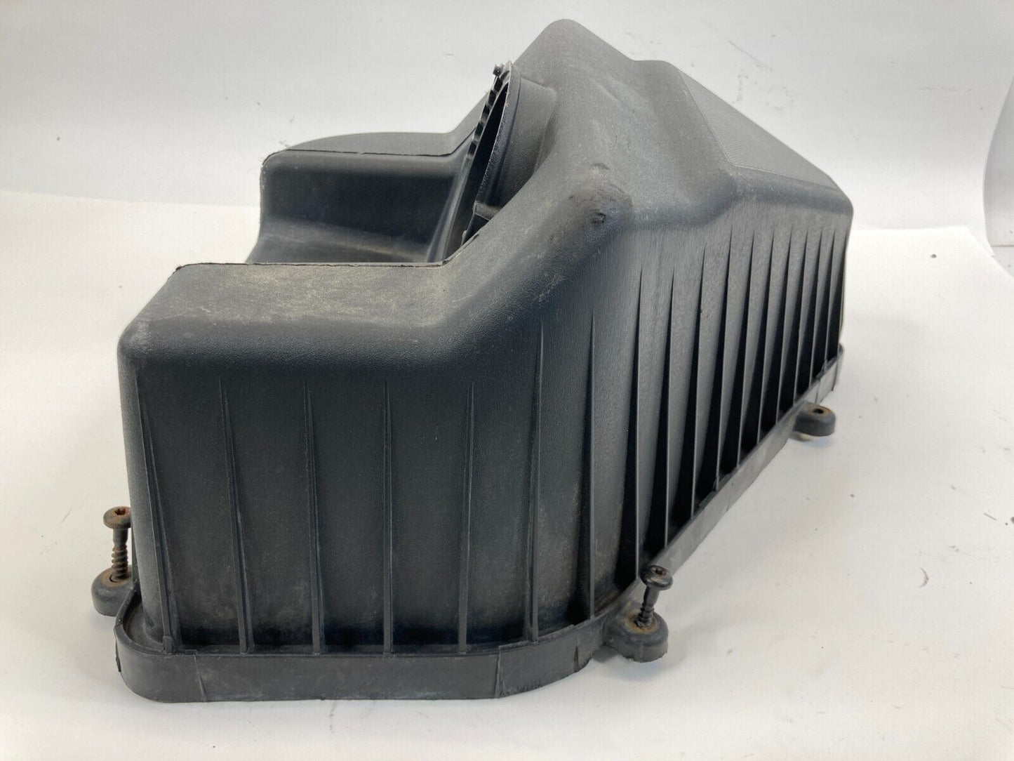 2009-2011 Chevrolet Traverse 3.6L Air Intake Cleaner Box Filter Housing Cover