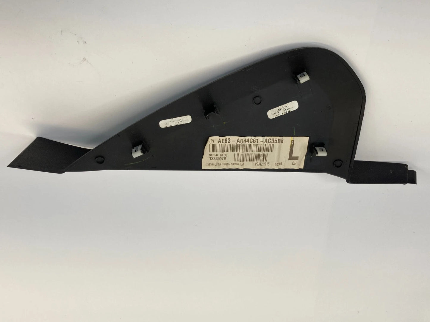 11-19 FORD FIESTA FRONT LEFT SIDE CAP END PANEL COVER BEZEL AE83-A044C61-A OEM