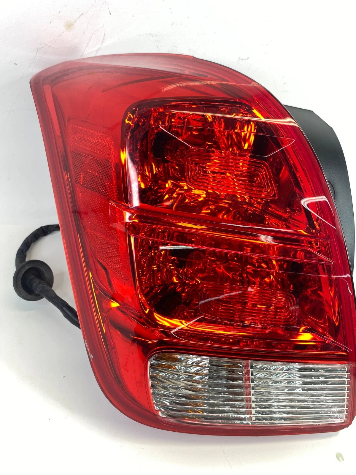 2015-2022 Chevrolet Trax Driver Left Taillight Tail Light Lamp 42599449 OEM