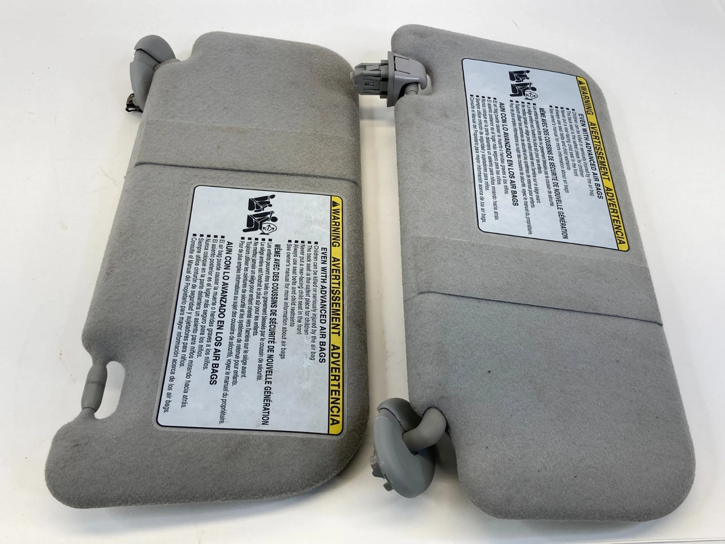 2009-2013 TOYOTA MATRIX ROOF FRONT LEFT & RIGHT SUNVISOR SUN VISOR SHADE SET OEM