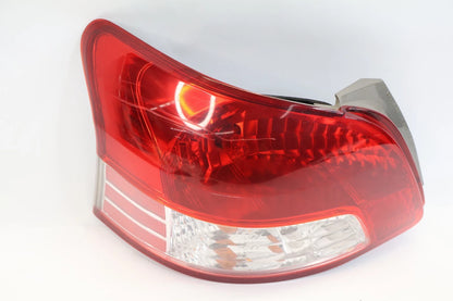 2007-2012 TOYOTA YARIS SEDAN LEFT DRIVER TAILLIGHT TAIL LIGHT LAMP HALOGEN