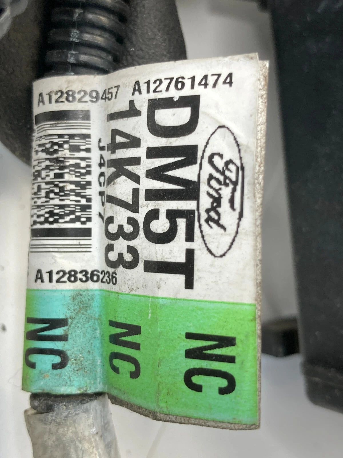 2012-2014 FORD FOCUS 2.0L ENGINE COMPARTMENT FUSE BOX JUNCTION RELAY MODULE OEM