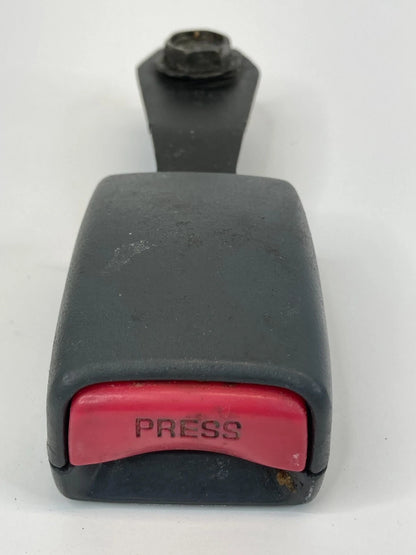 2000-2004 MITSUBISHI MONTERO SPORT FRONT RIGHT PASSENGER SIDE SEAT BELT BUCKLE