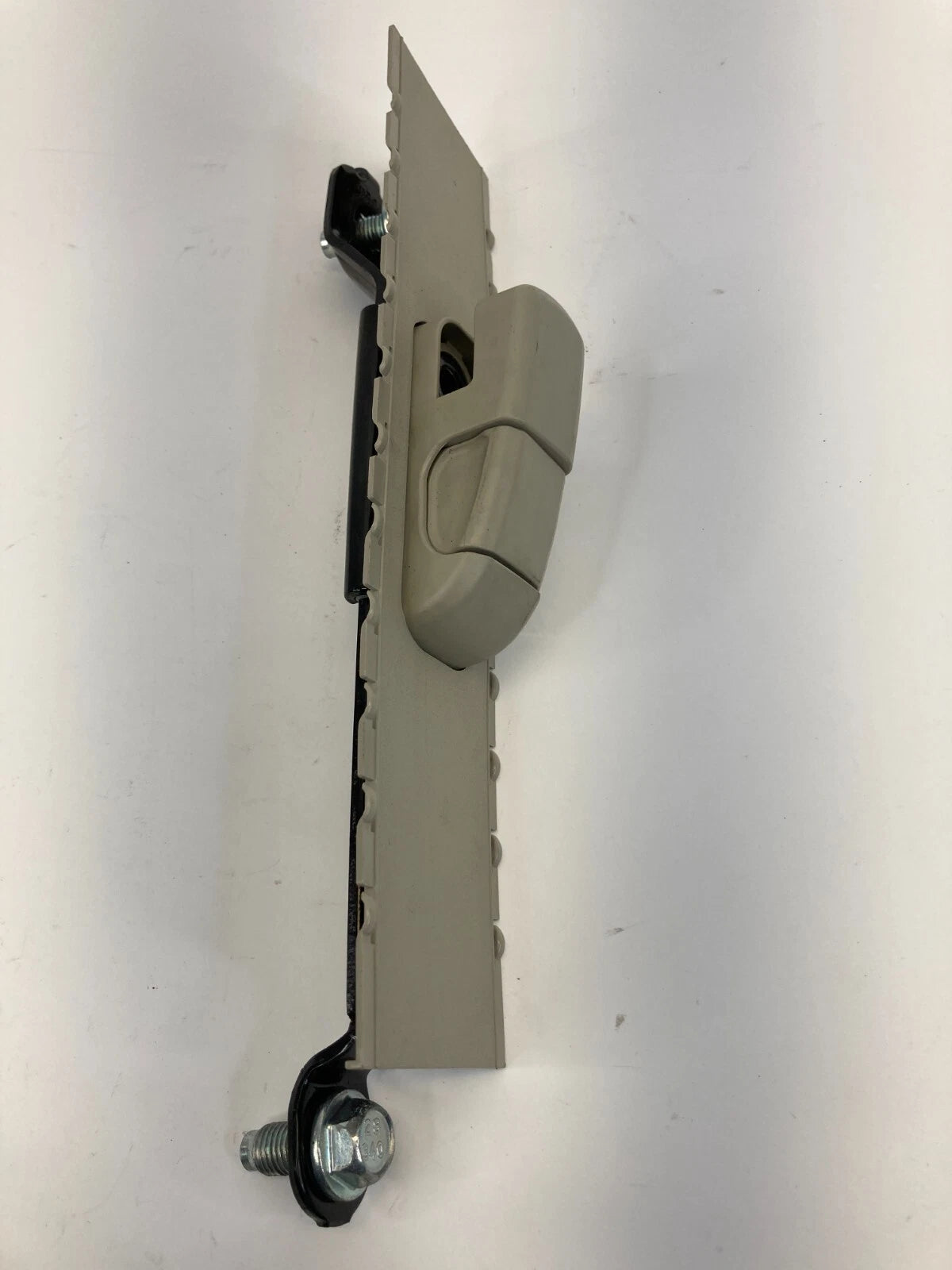 07-09 NISSAN ALTIMA SEDAN FRONT RIGHT PASSENGER SEAT BELT HEIGHT ADJUSTER OEM