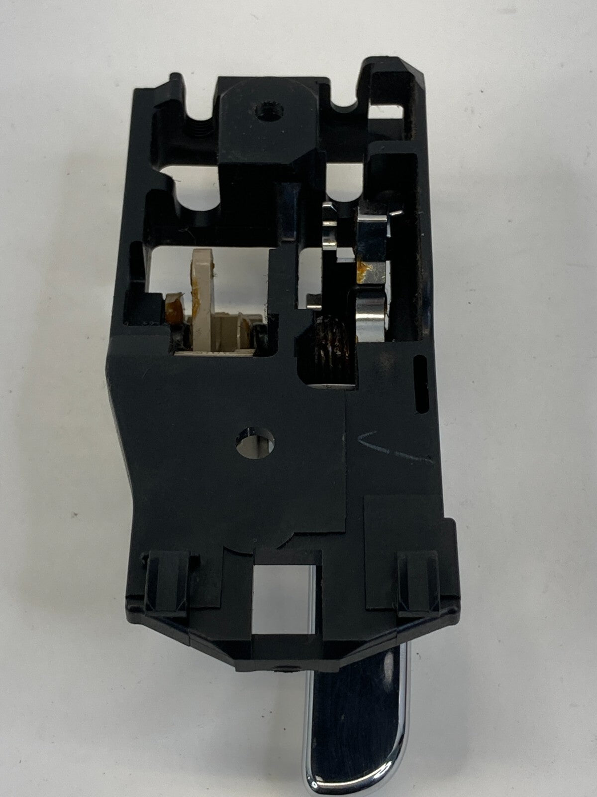 2001-2007 Toyota Highlander Front Left Driver Side Interior Inner Door Handle