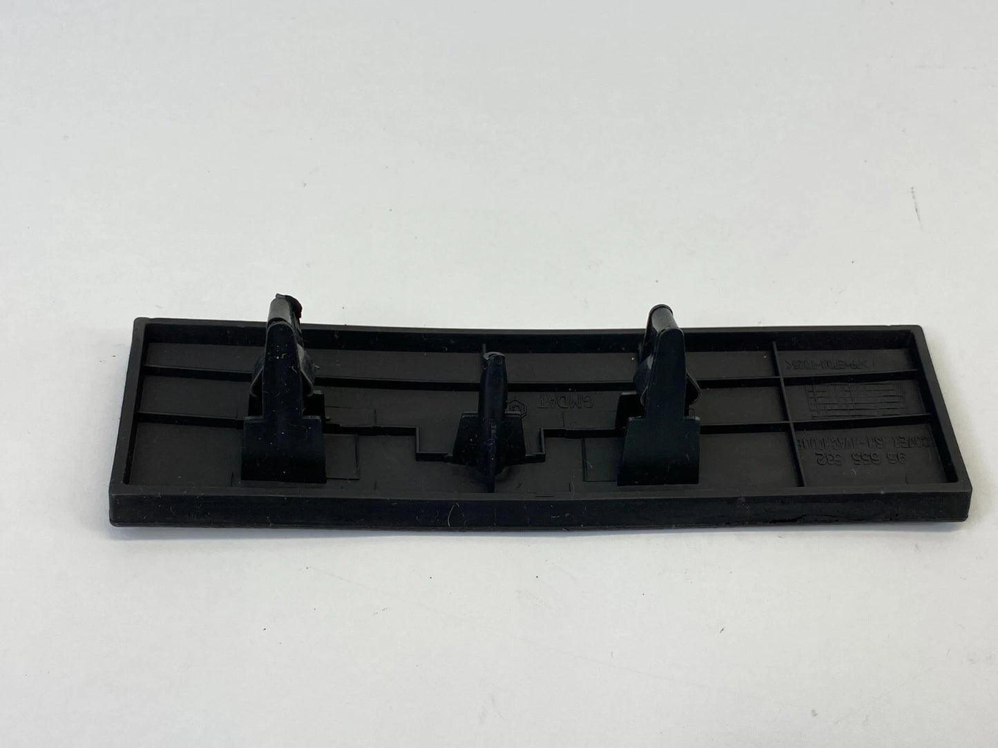 2009 2010 2011 CHEVROLET AVEO5 CENTER DASH LOWER TRIM MOLDING COVER 96655532 OEM