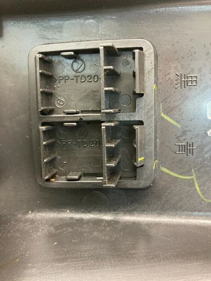 2005-2007 SUBARU IMPREZA CENTER CONSOLE CUP HOLDER TRIM BEZEL 92132SA030 OEM