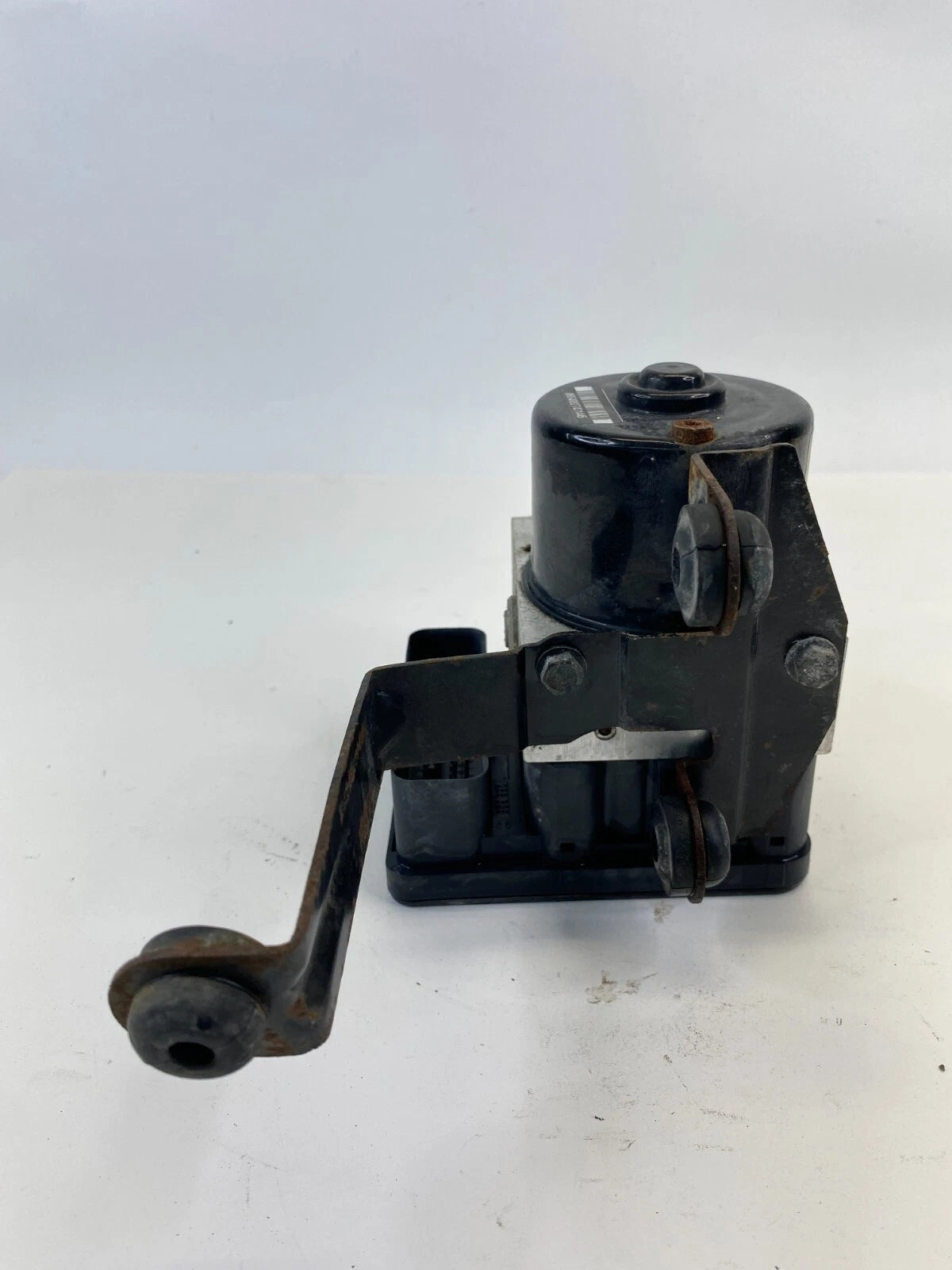 2005-2007 VOLVO S40 2.4L ABS ANTI-LOCK BRAKE PUMP CONTROL MODULE OEM 30672503