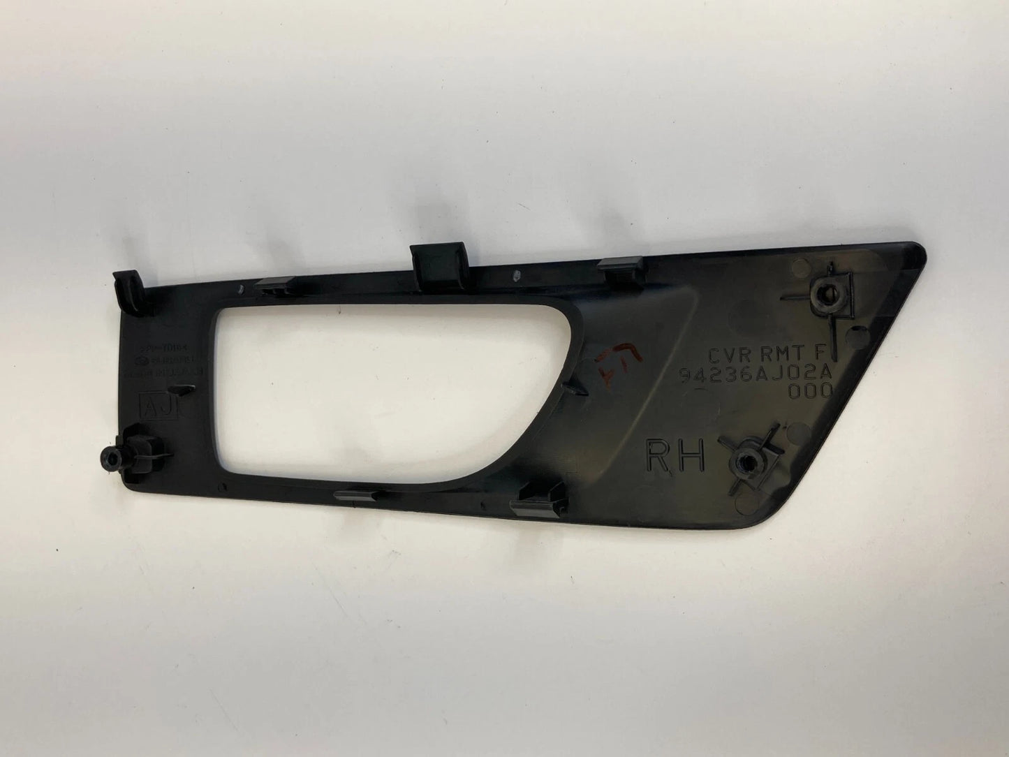 2010-2014 SUBARU LEGACY FRONT RIGHT SIDE INTERIOR DOOR HANDLE BEZEL 94236-AJ02A