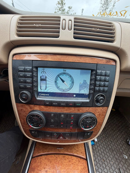06-08 MERCEDES BENZ W251 R350 R320 GL320 RADIO NAVIGATION CD PLAYER A2518704589