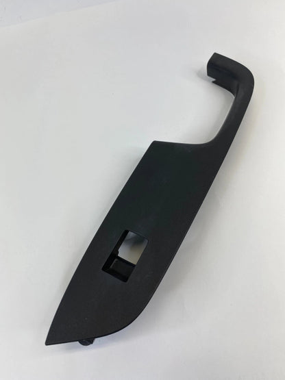 2010-2017 CHEVROLET EQUINOX FRONT RIGHT SIDE DOOR WINDOW SWITCH BEZEL 25946839
